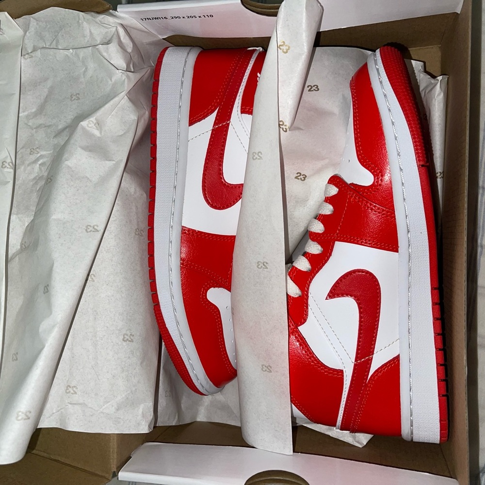 Red/White Womens Air Jordan 1 Mids